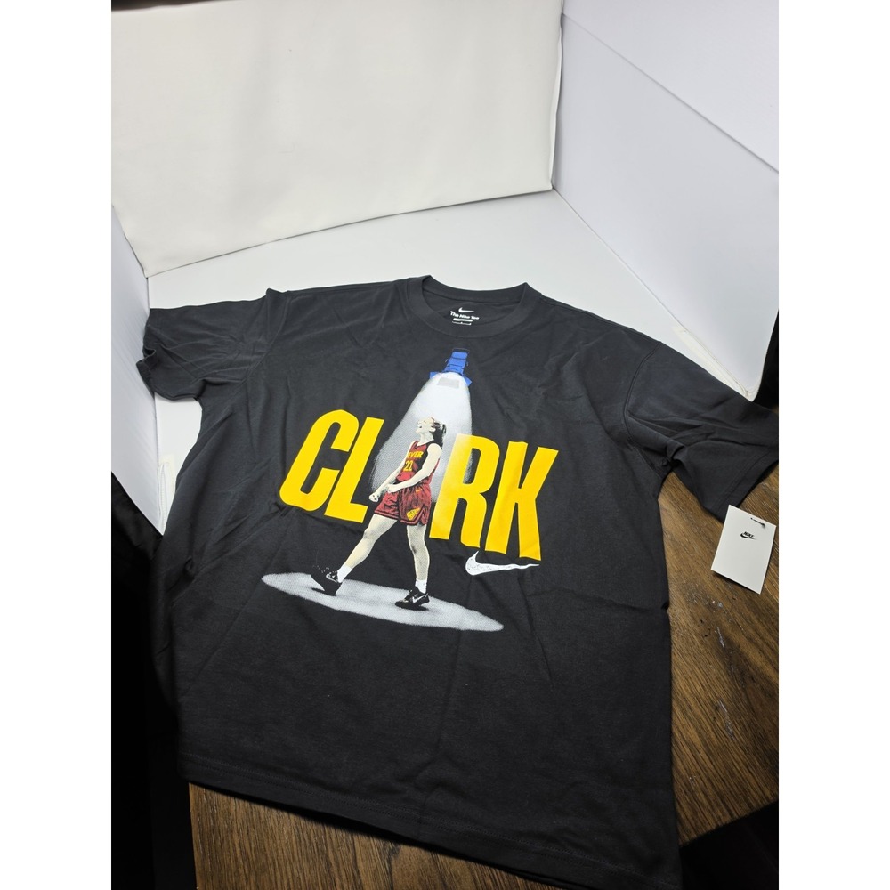 NIKE Caitlin Clark "So Win" Basketball T-Shirt Black Men's Sz L *NEW* IO7376-010